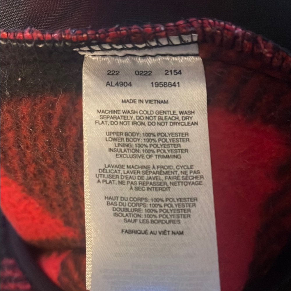 Columbia Women’s Black and Red Checkered Puffer Jacket - Picture 6 of 6